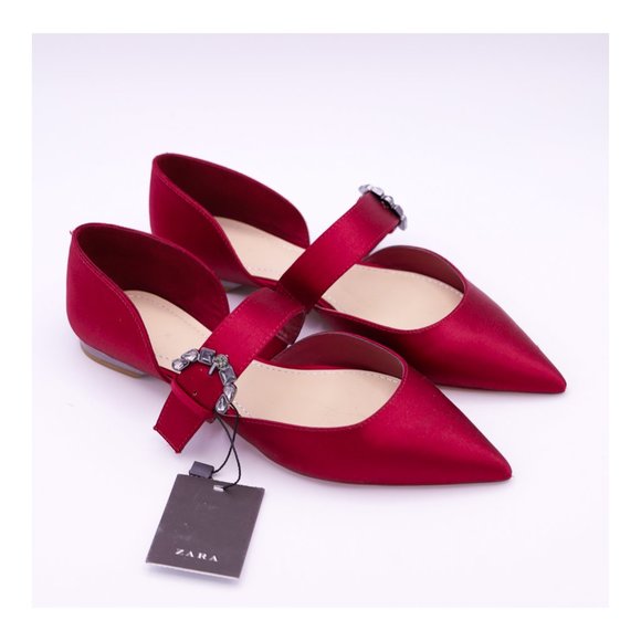 SOLD! ZARA Red Pointed Toe Rhinestone Buckle Satin Ballet Flats NEW - Picture 2 of 10